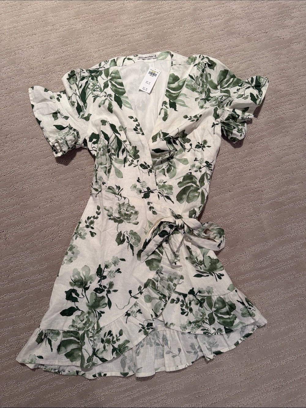 Abercrombie & Fitch Floral Wrap Dress NWT